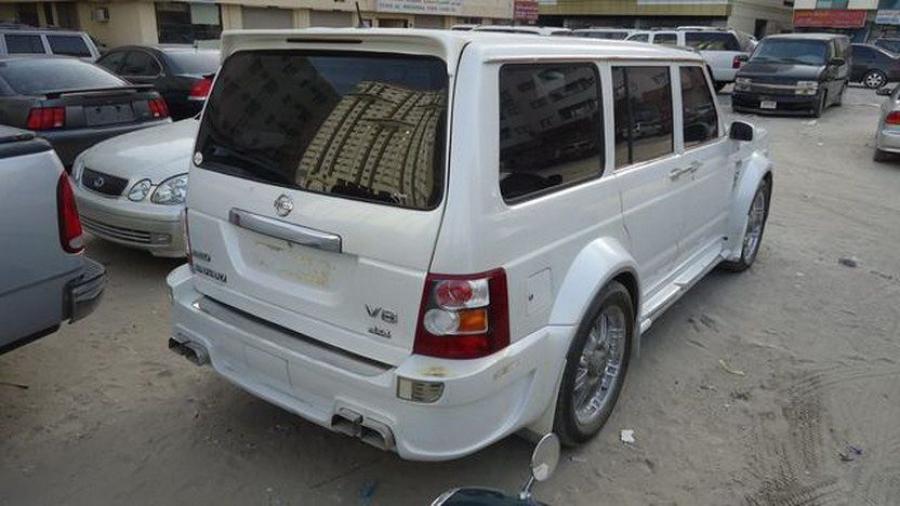  Nissan Patrol in Rolls-Royce Style 2012 года  (фото 3 из 3)